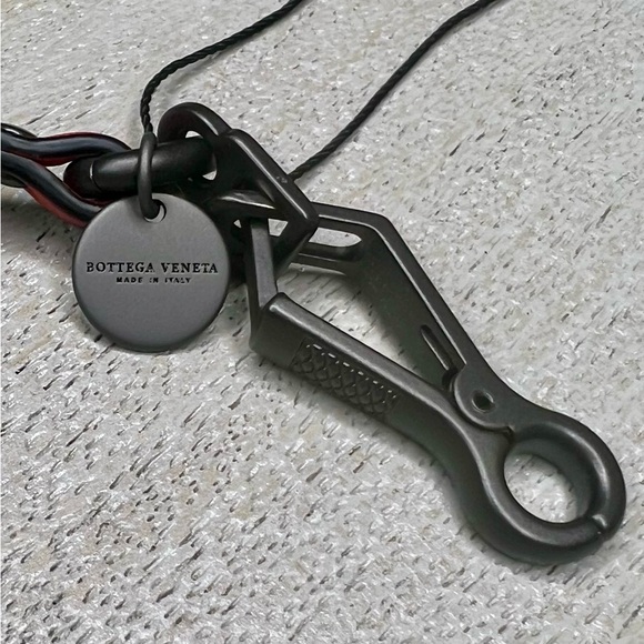 Bottega Veneta Limited Edition 2019 Year of the Pig Bag Charm - Picture 7 of 8